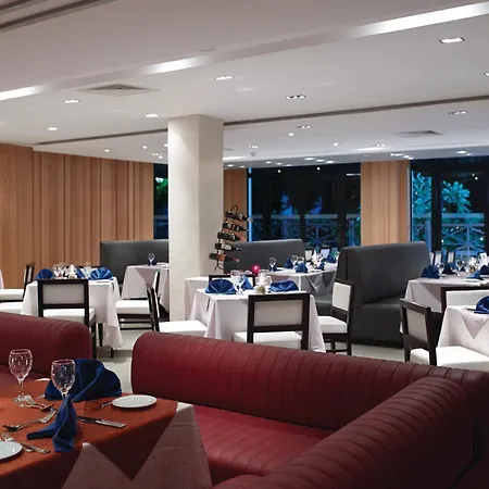 Coral Sea Aqua Club Resort-2